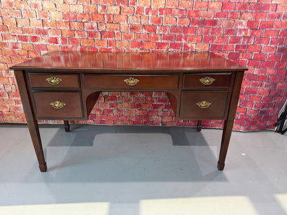 Bombay Desk