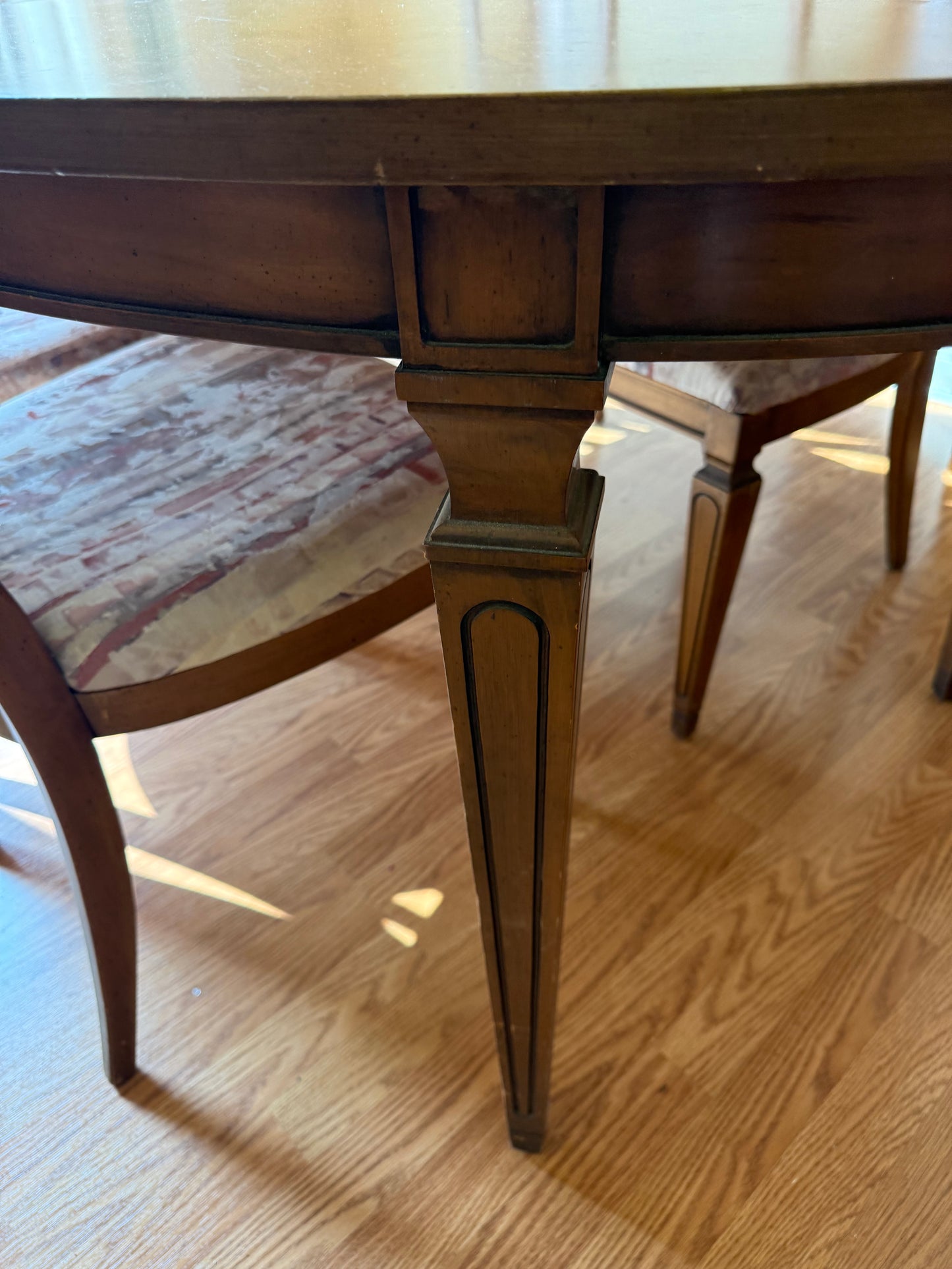 MCM Dining Table & 5 Chairs