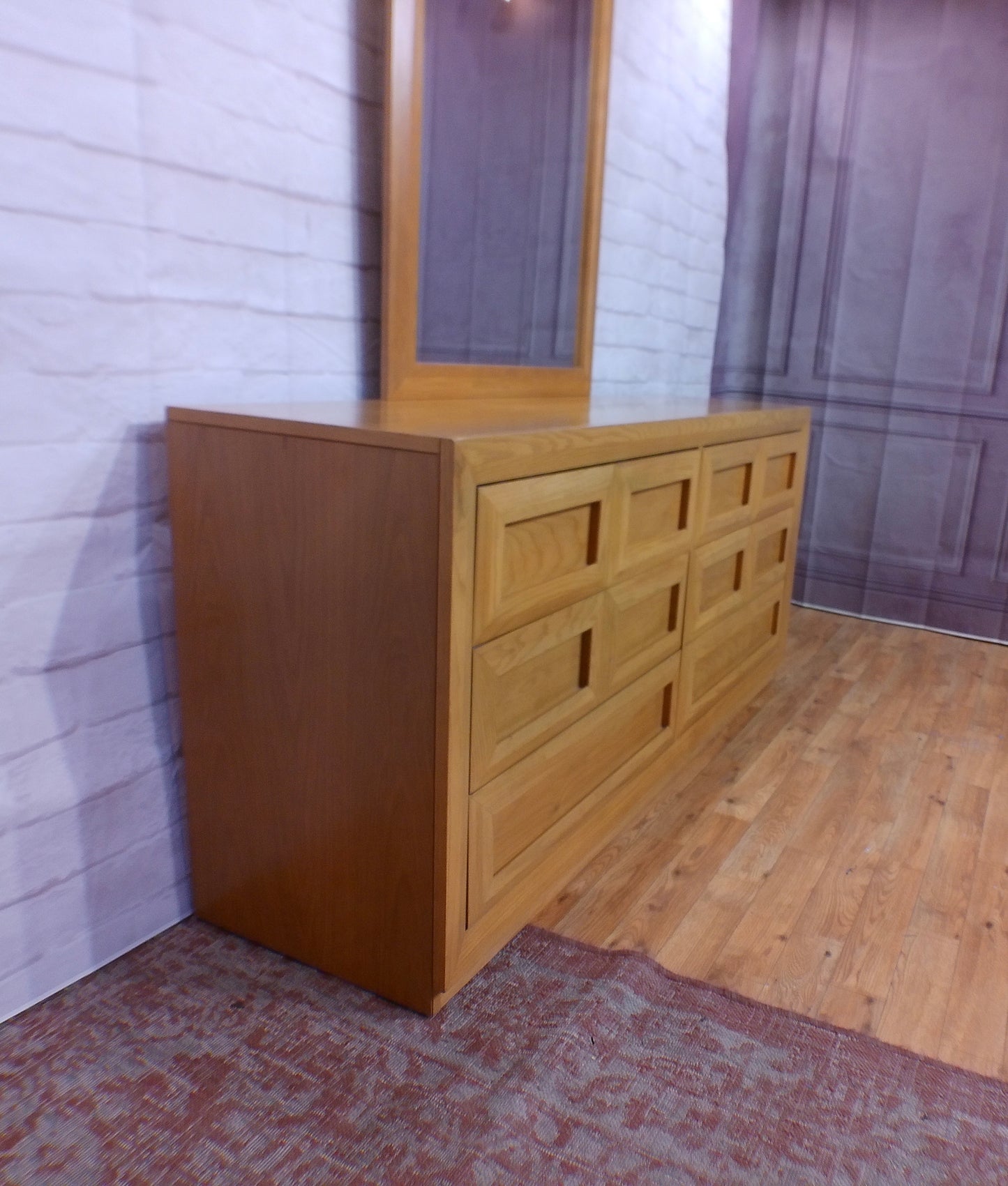 Thomasville Dresser & Mirror