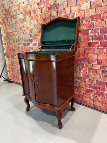 Jewelry / Silverware Chest