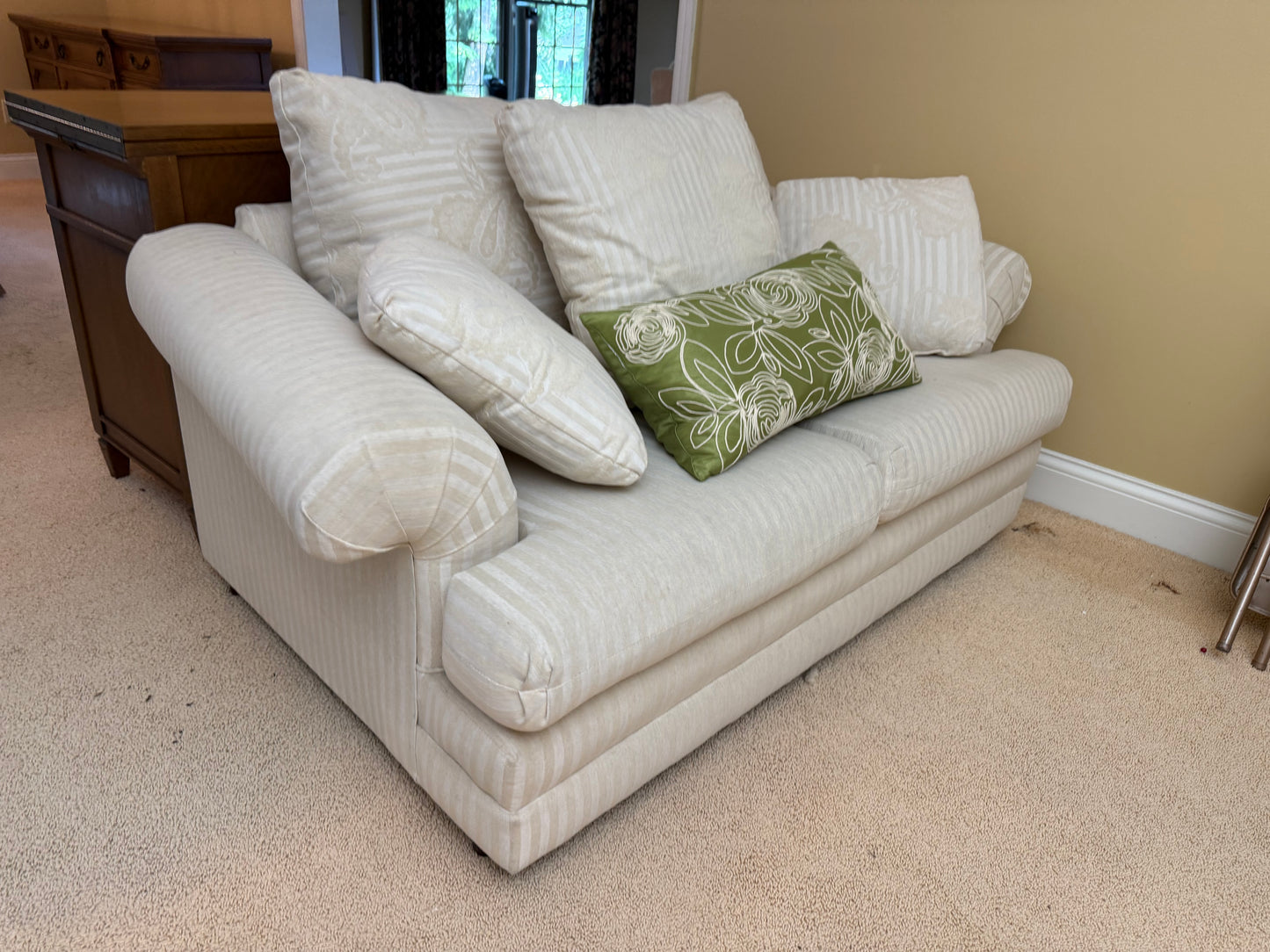 Loveseat - Lazarus