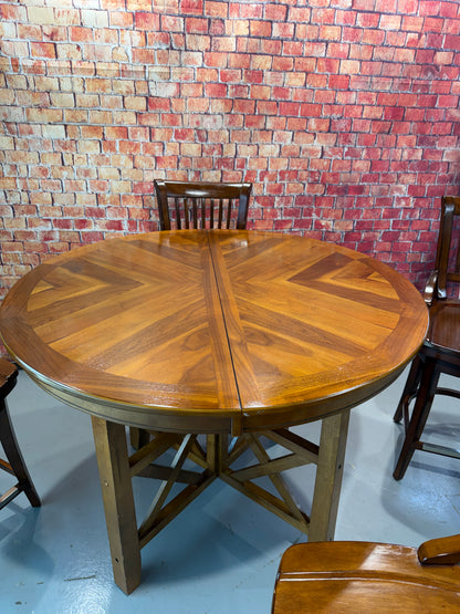 Pub Table & 4 Stools
