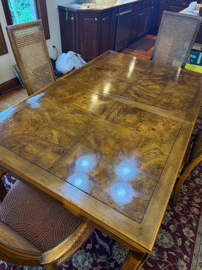 Dining Table & 4 Chairs