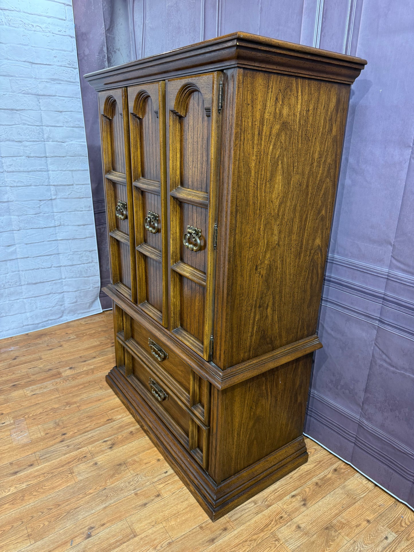 Vintage Broyhill Chest of Drawers