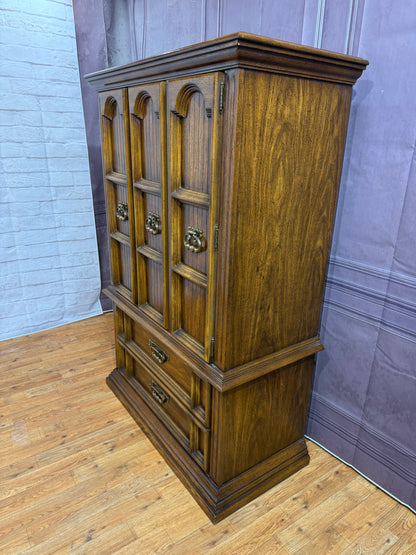 Vintage Broyhill Chest of Drawers