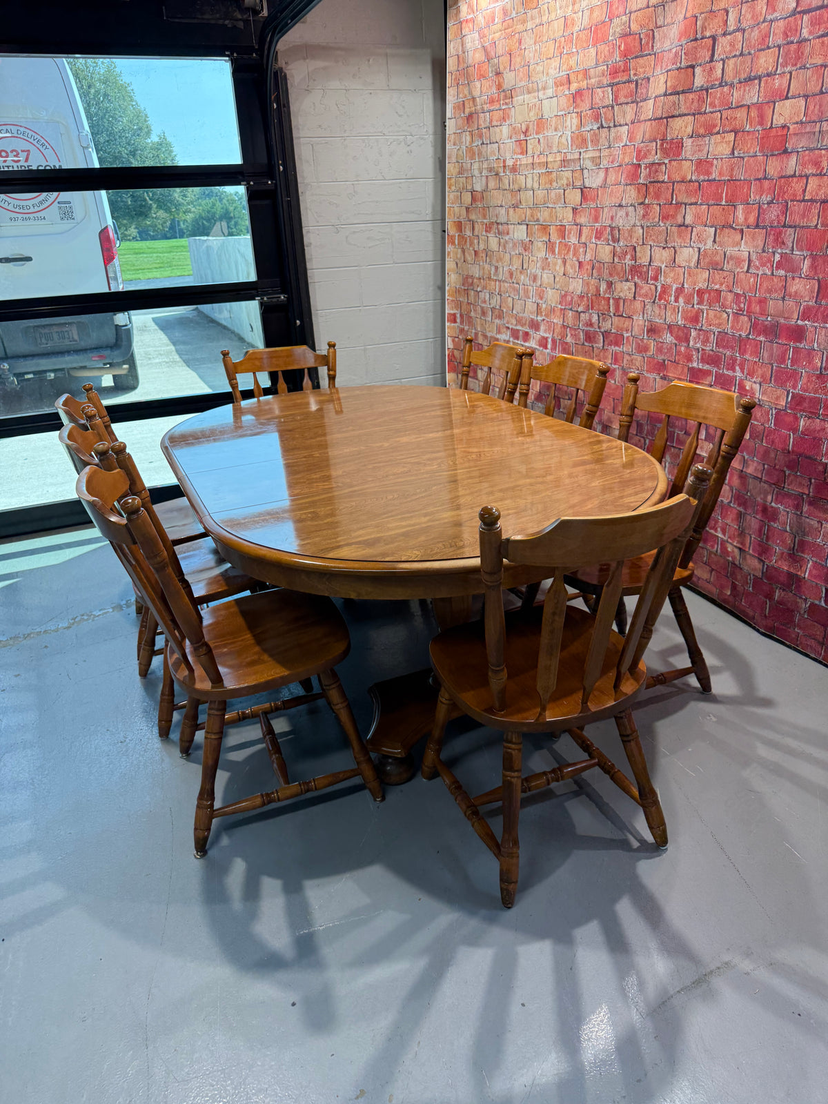 Dining Table & 8 Chairs
