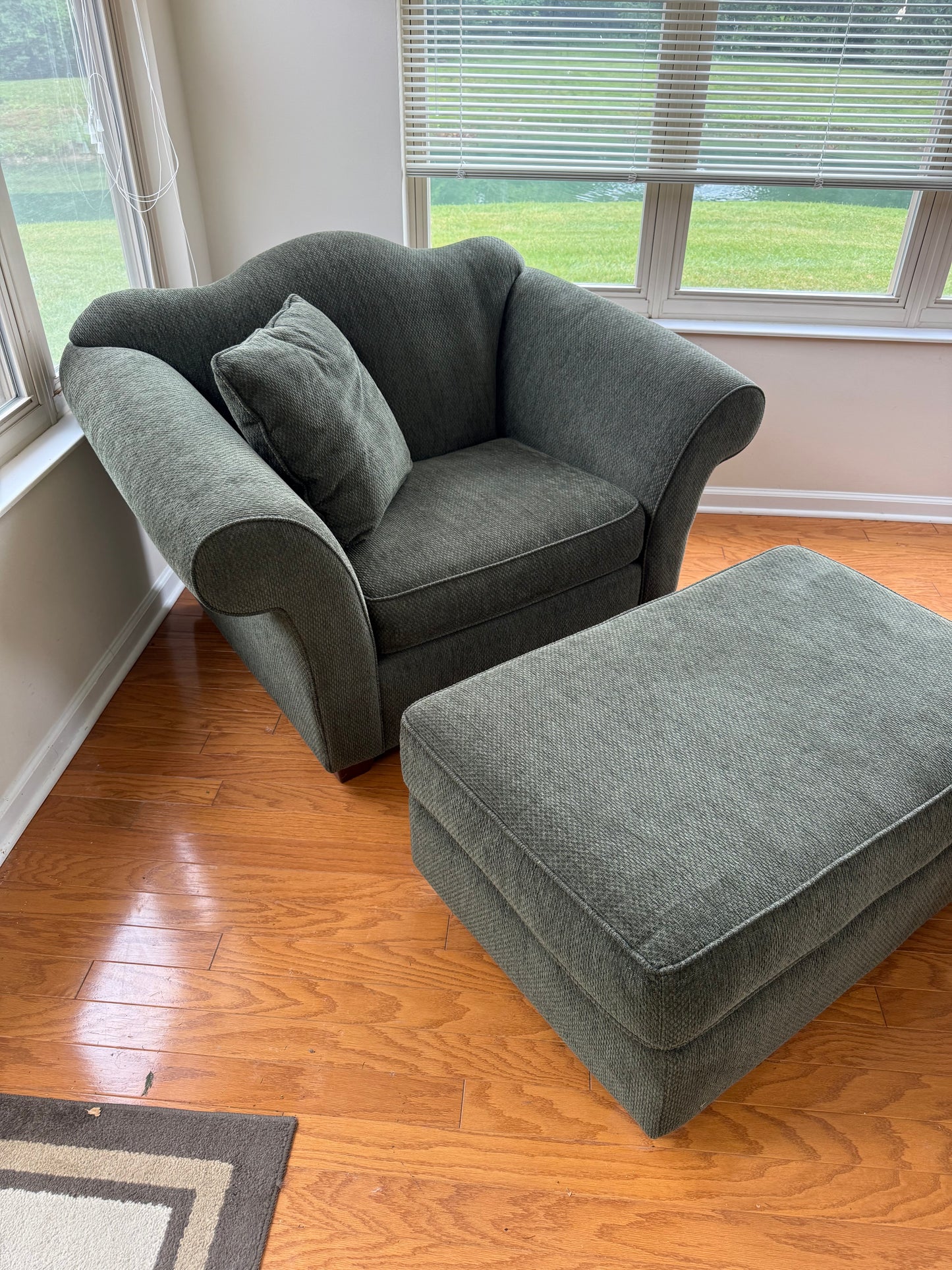 Bauhaus Chair & Ottoman