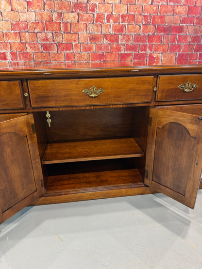 Buffet Table / Sideboard - Thomasville