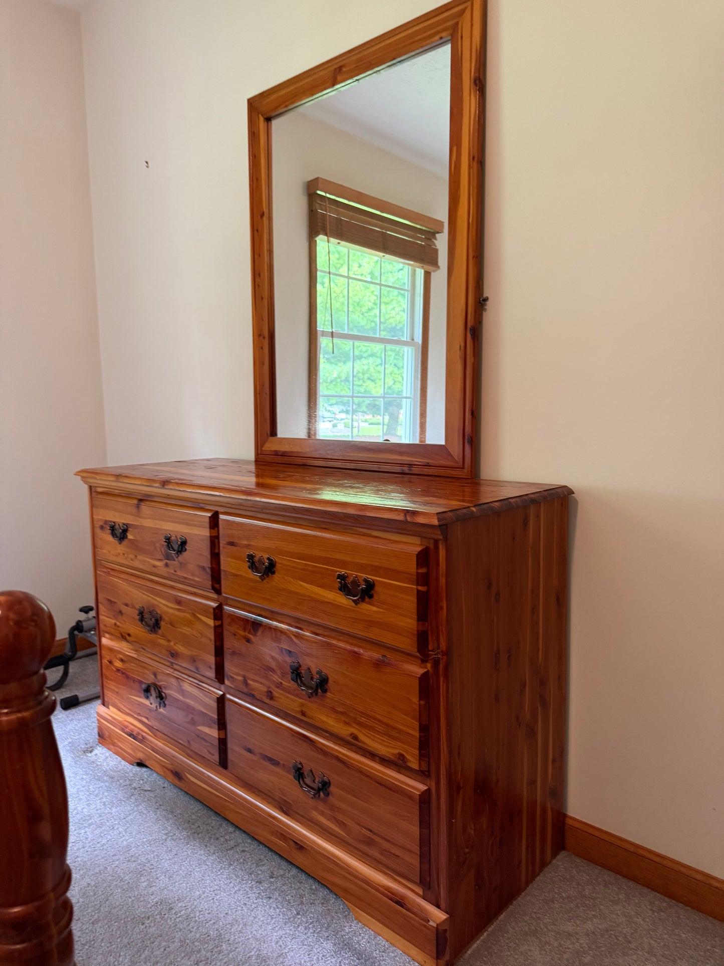 Cedar Dresser & Mirror