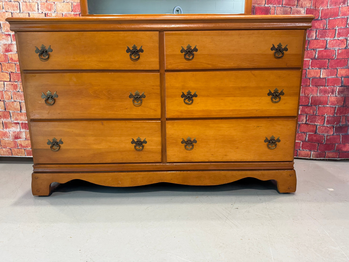 Sumter Dresser