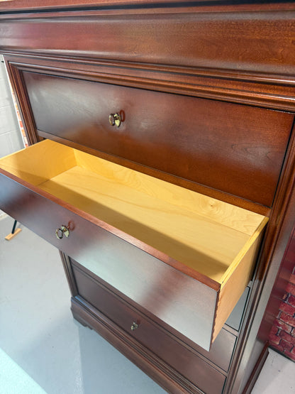 Thomasville Chest of Drawers