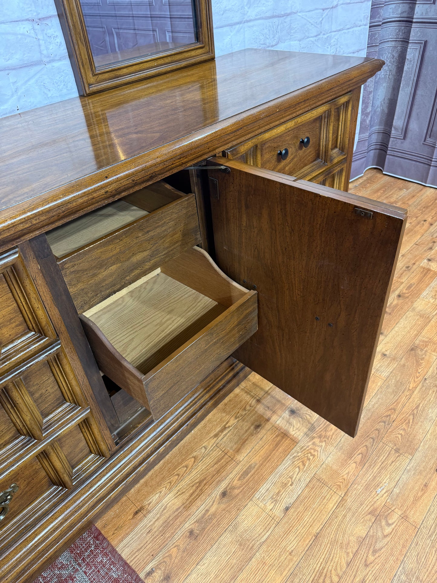 Vintage Dresser w/ 2 Mirrors