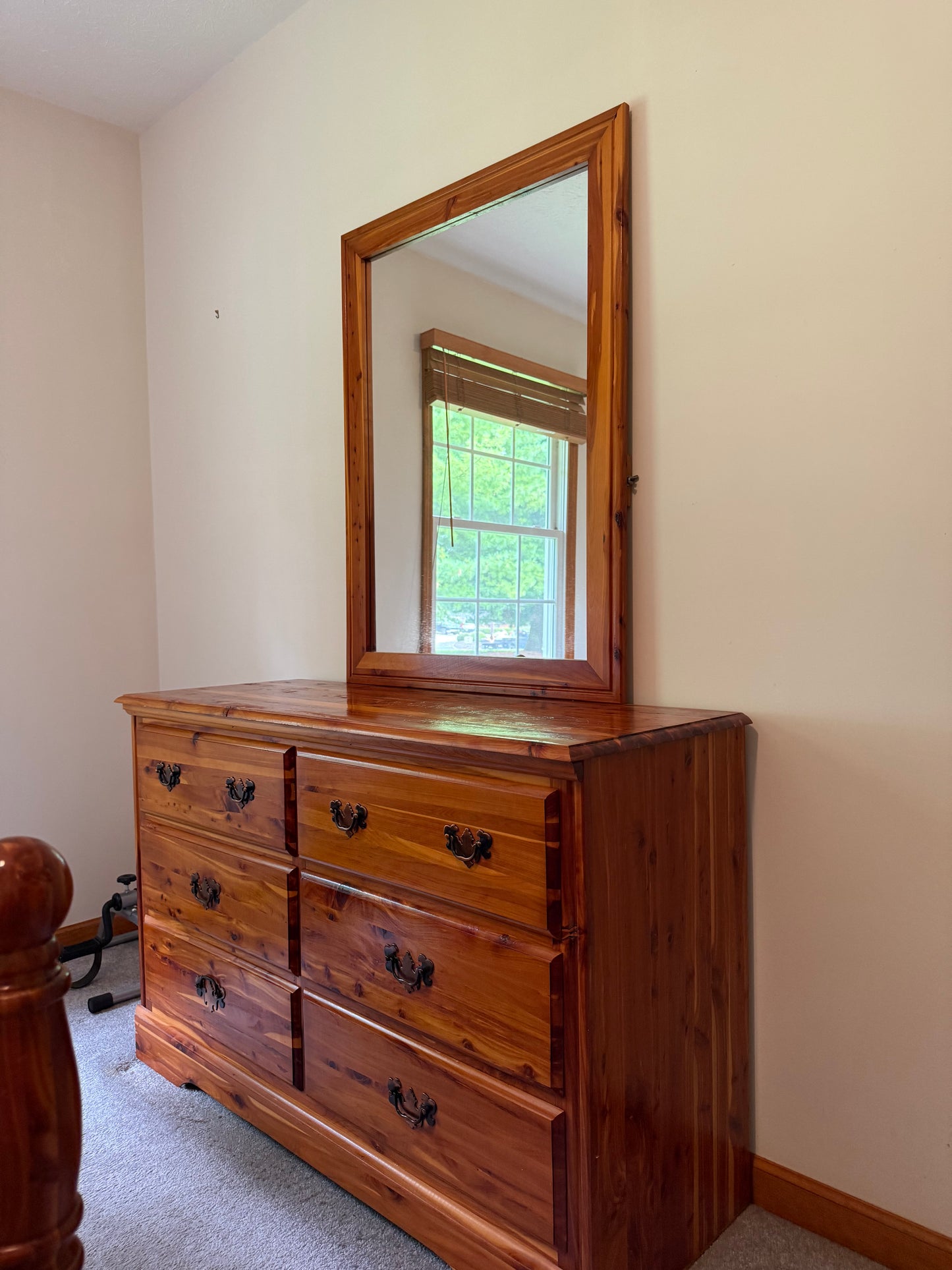 Cedar Dresser & Mirror