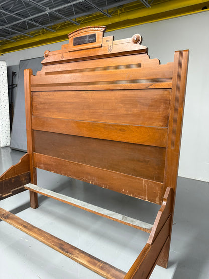 Antique Full Bed