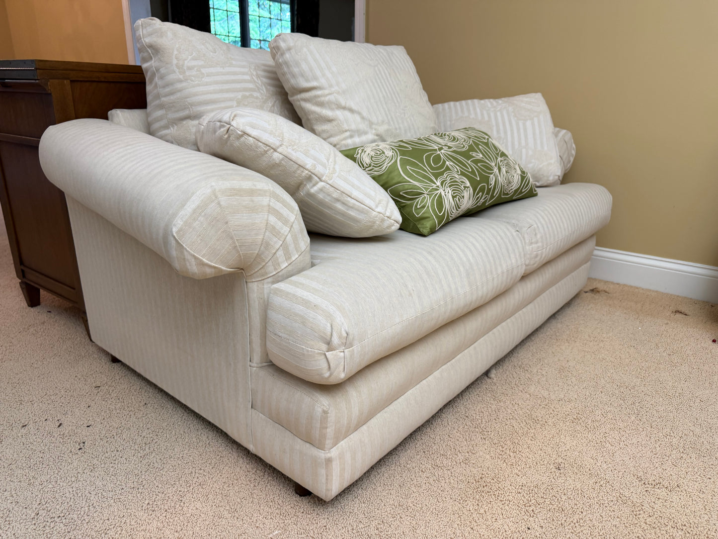 Loveseat - Lazarus