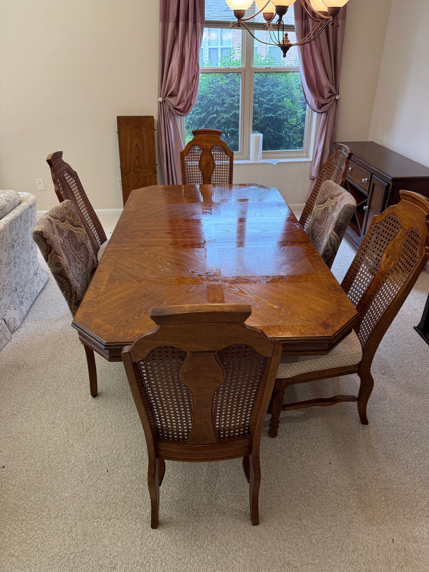 Dining Table & 7 Chairs