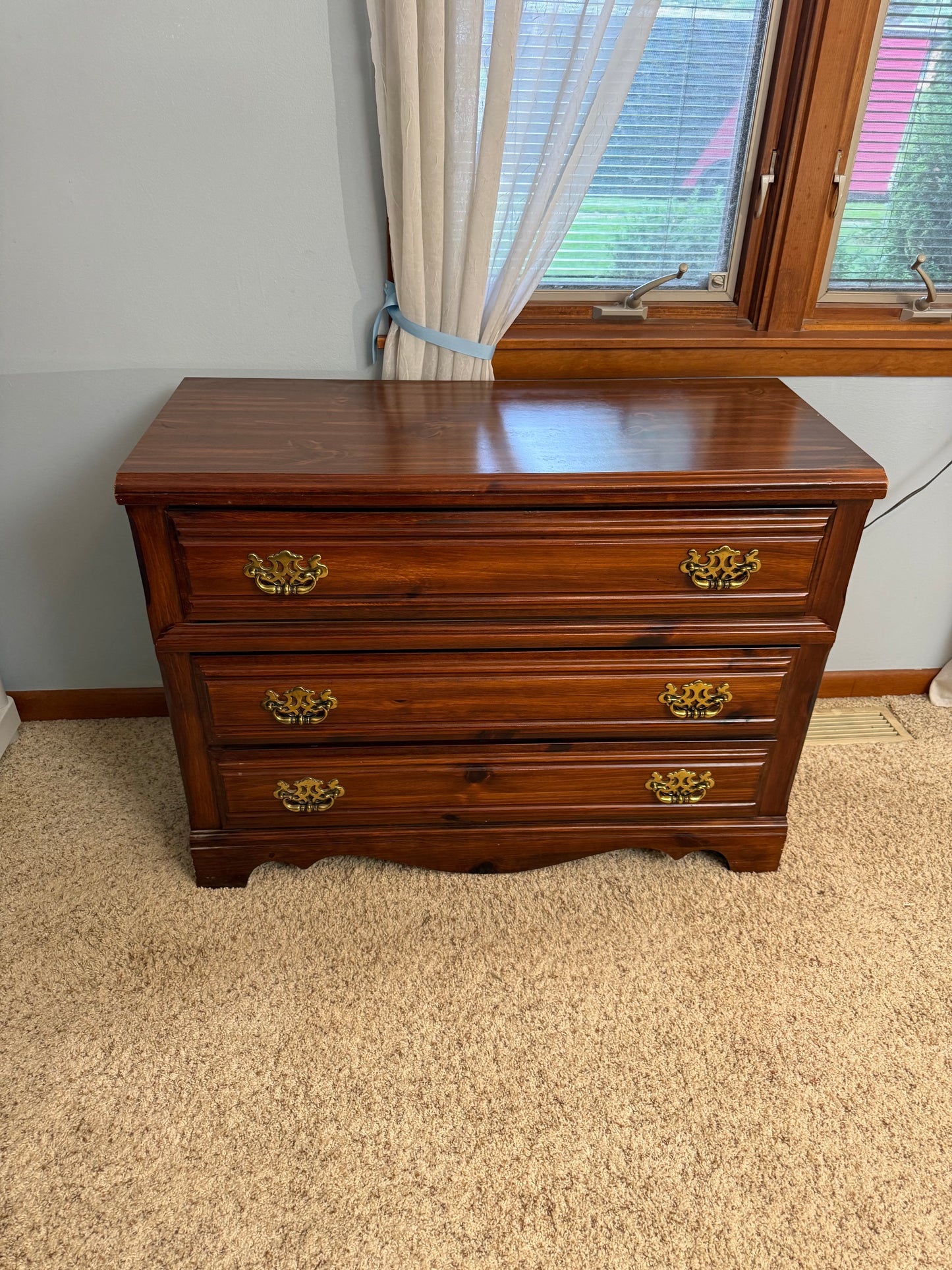 Small Broyhill Dresser
