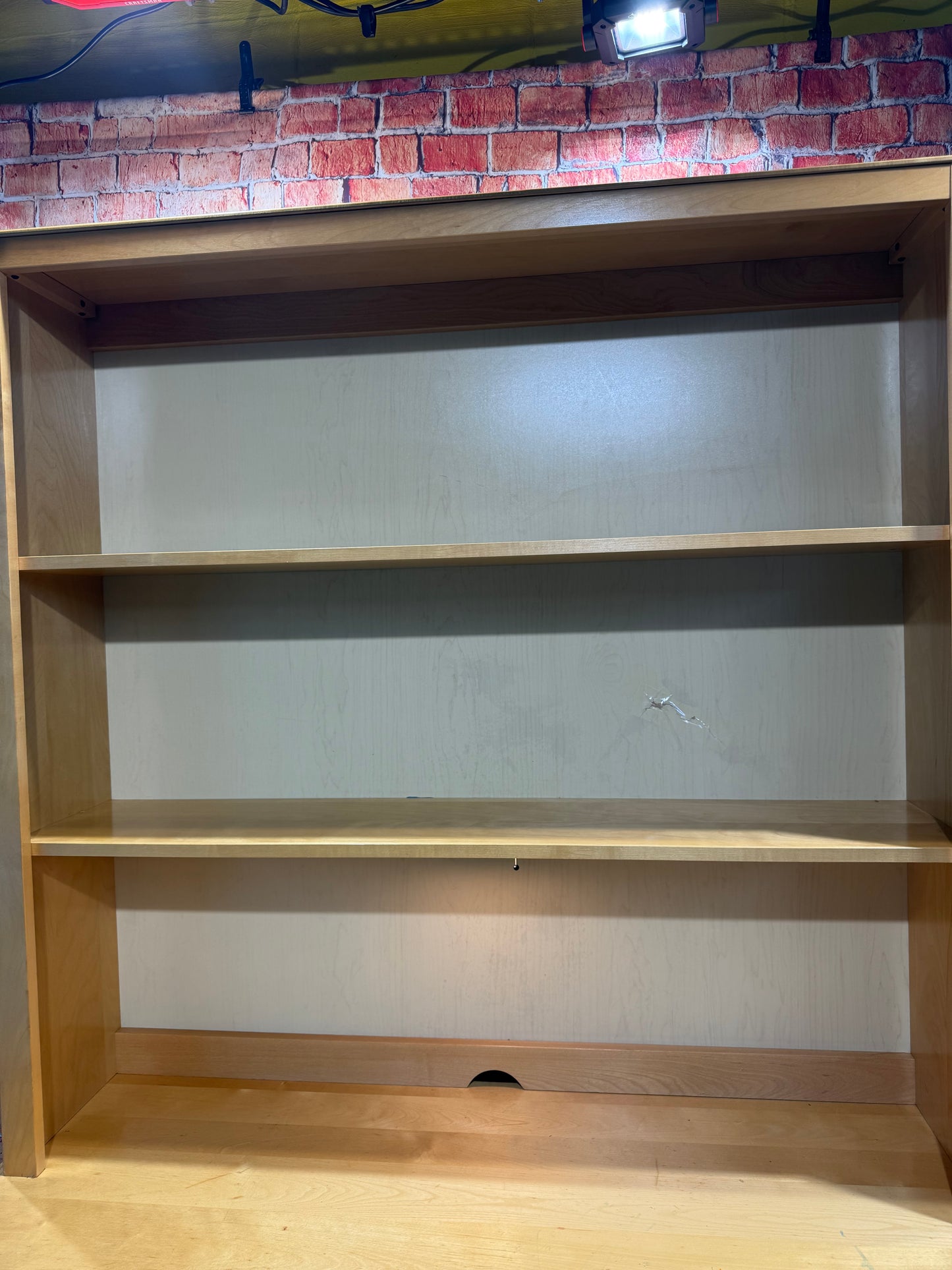 Desk w/ Hutch & Chair