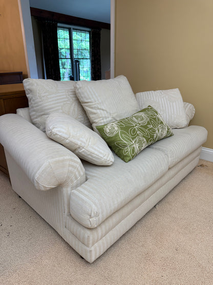 Loveseat - Lazarus