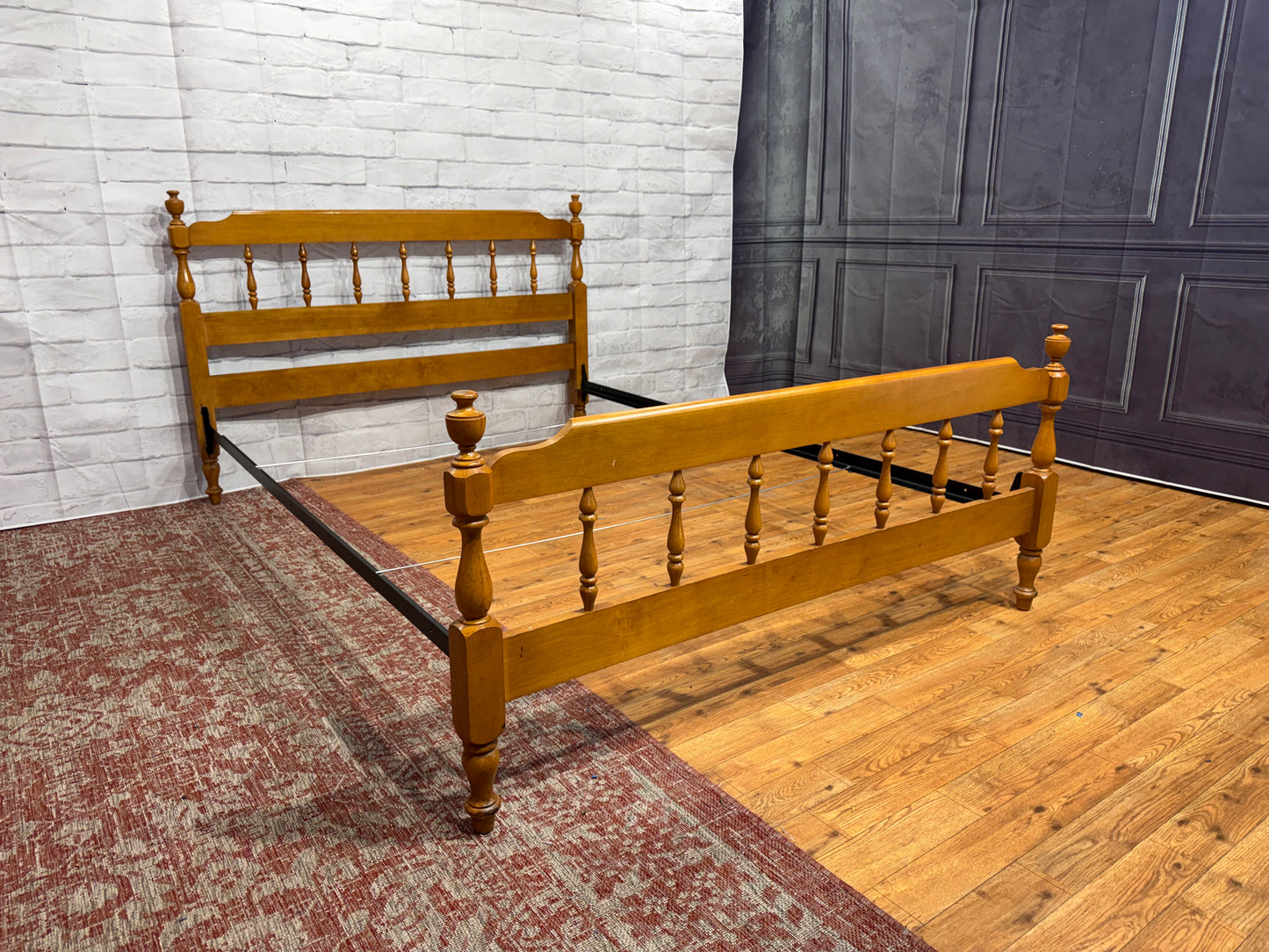 Maple Full Size Bed