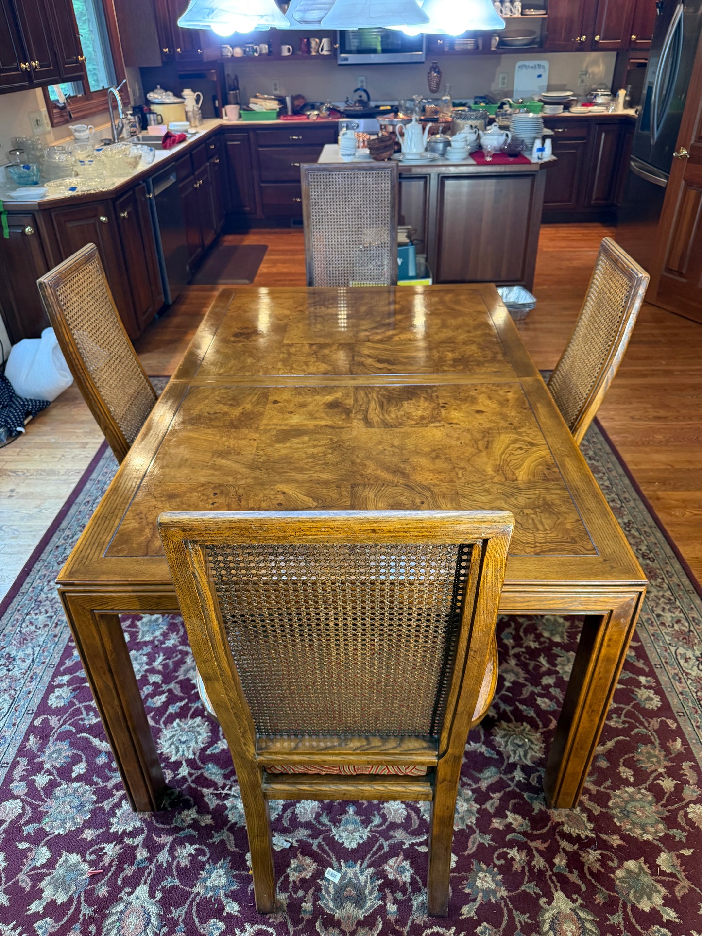 Dining Table & 4 Chairs