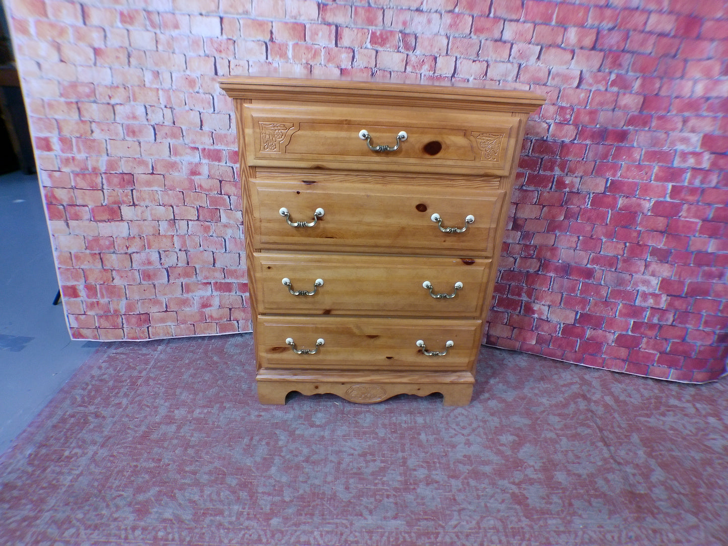 Bassett Chest of Drawers