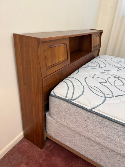 Full Bed - Sealy Mattress