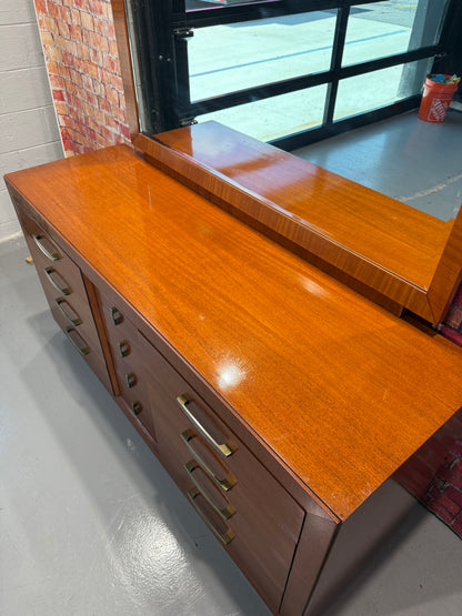 Thomasville MCM Dresser w/ Mirror