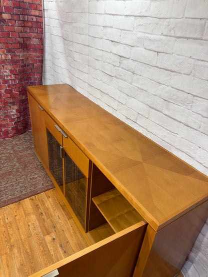 Buffet Table