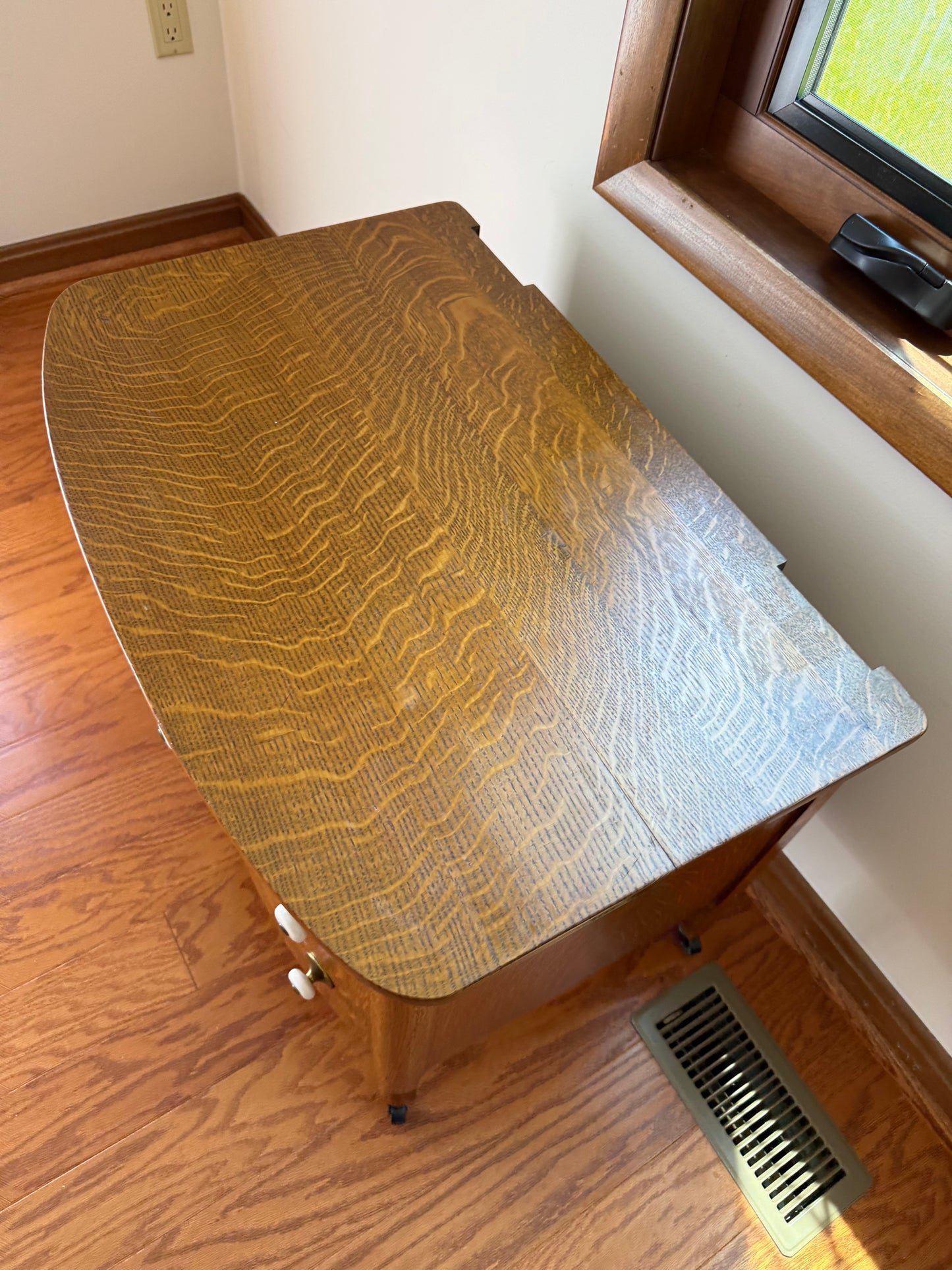 Sligh Antique Washstand