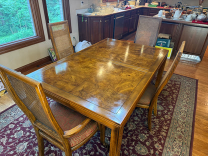 Dining Table & 4 Chairs