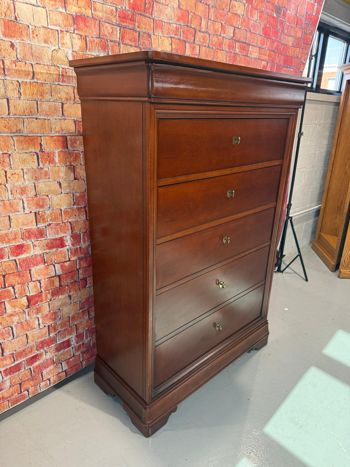 Thomasville Chest of Drawers