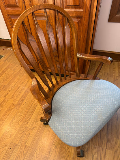 Dining Table & 6 Chairs w/ Wheels