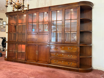 China Cabinet / Bookcase