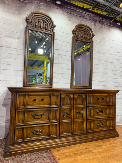 Vintage Dresser w/ 2 Mirrors