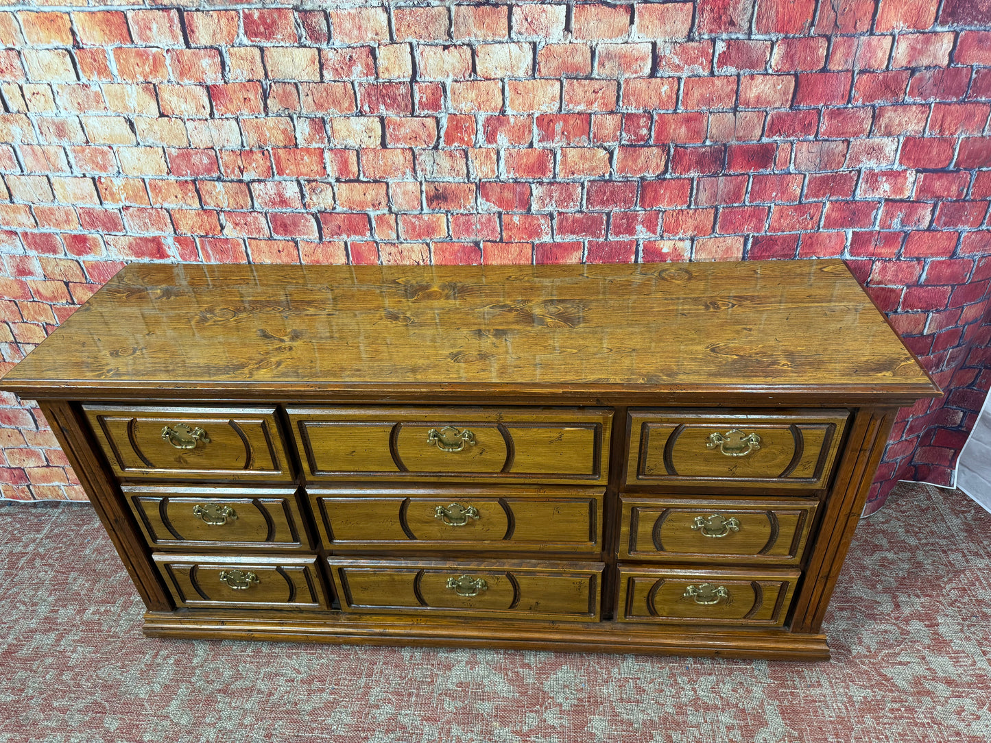 Dresser - 9 Drawers