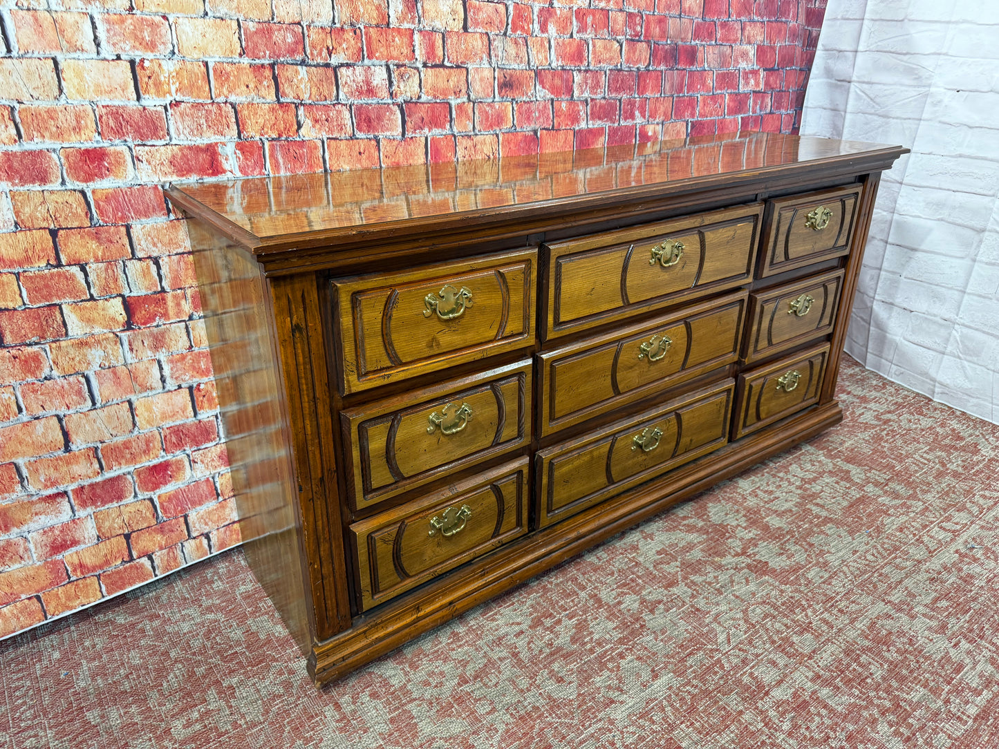 Dresser - 9 Drawers