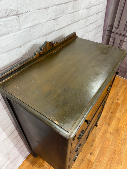 Antique Chest of Drawers