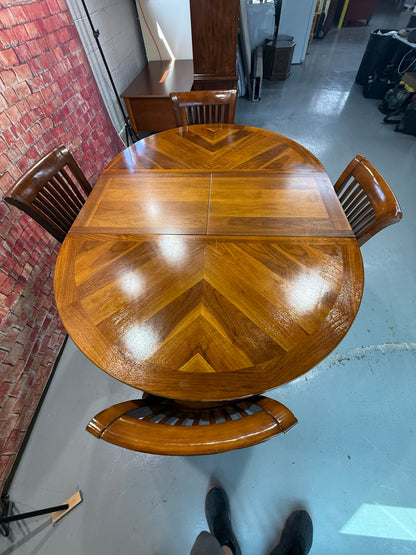 Pub Table & 4 Stools