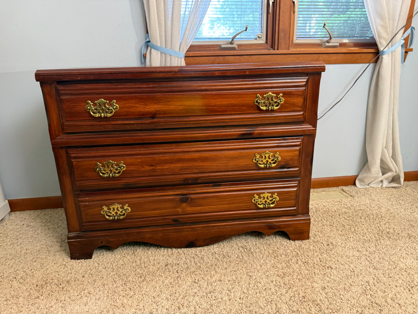 Small Broyhill Dresser