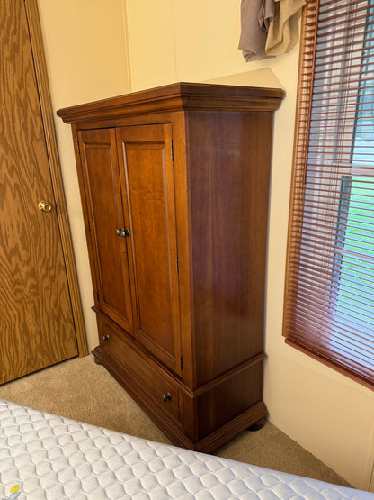 Armoire