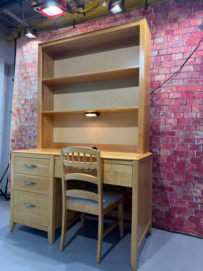 Desk w/ Hutch & Chair
