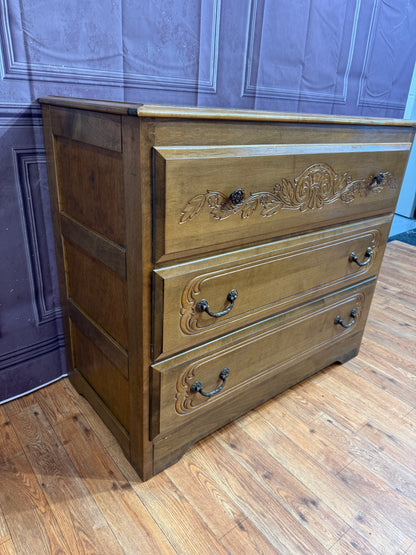 Lullabye Dresser