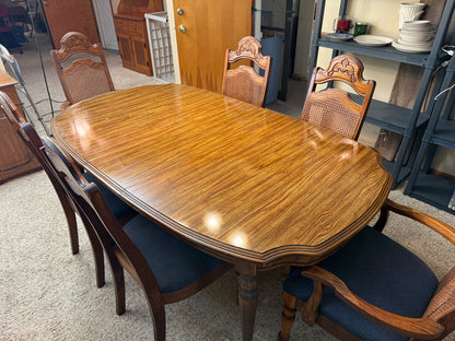 Table & 6 Chairs