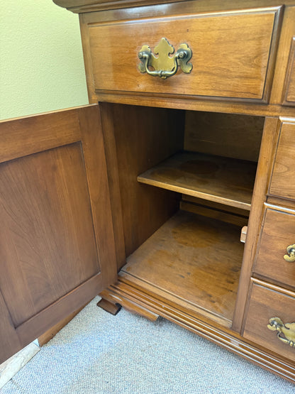Willett Buffet Table