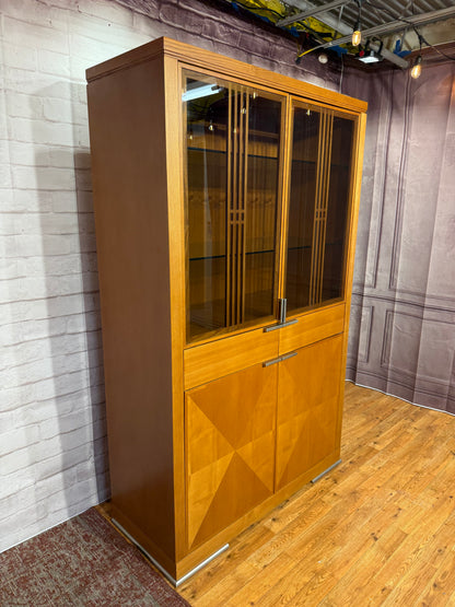 China Cabinet / Cupboard