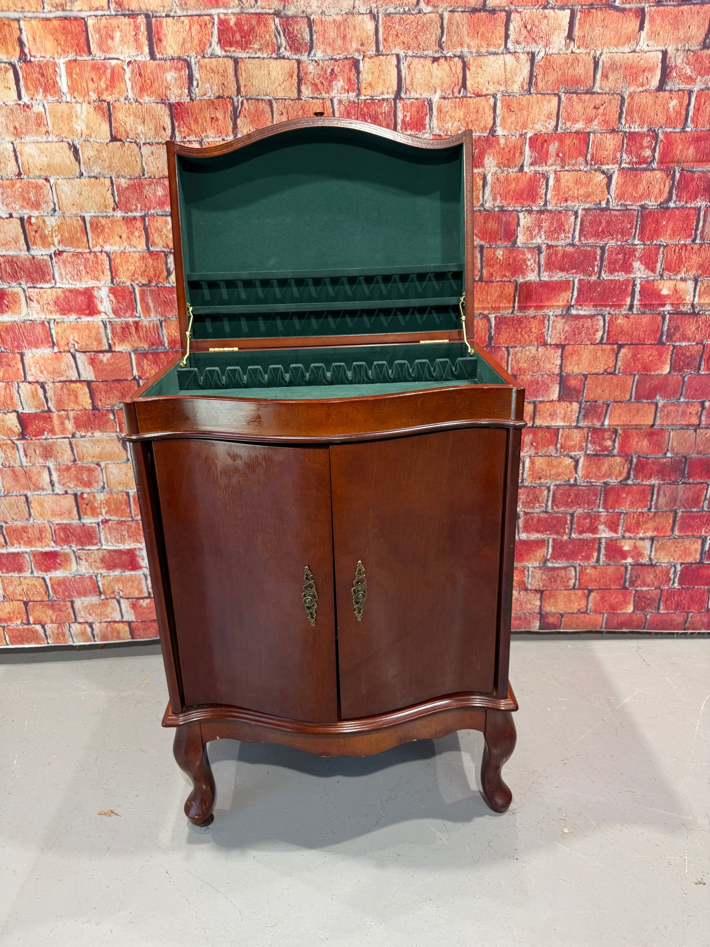 Jewelry / Silverware Chest