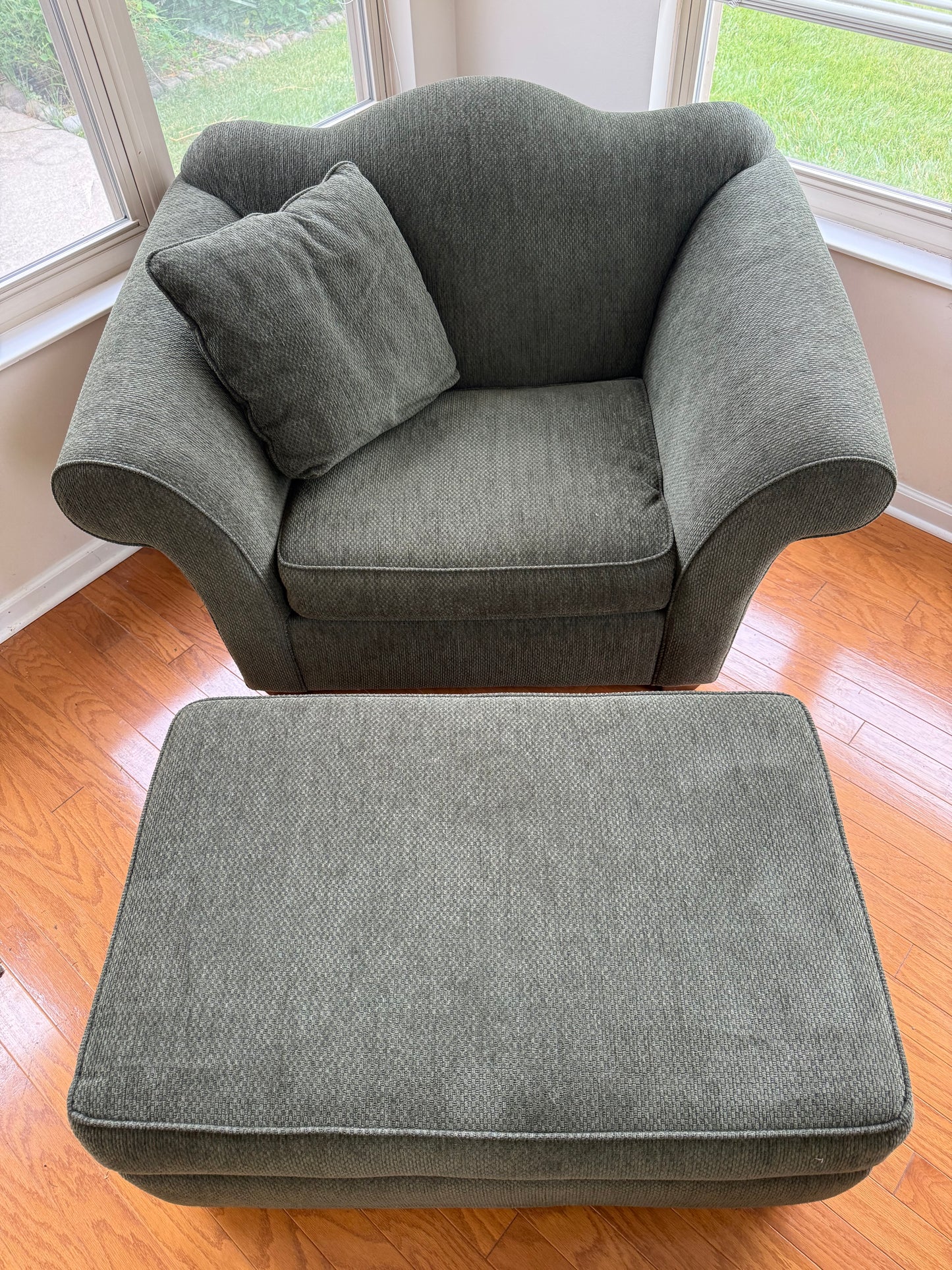 Bauhaus Chair & Ottoman