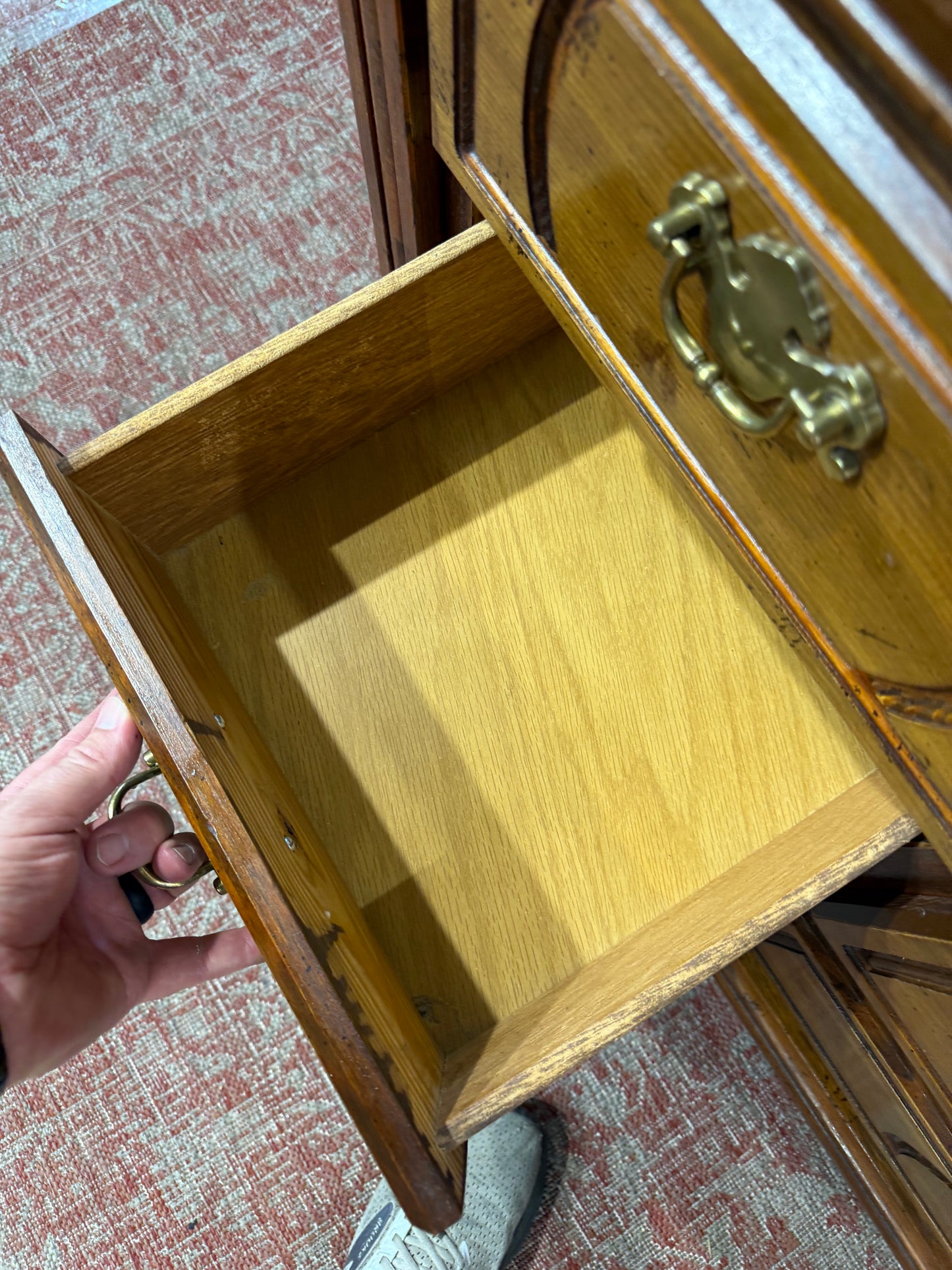 Dresser - 9 Drawers