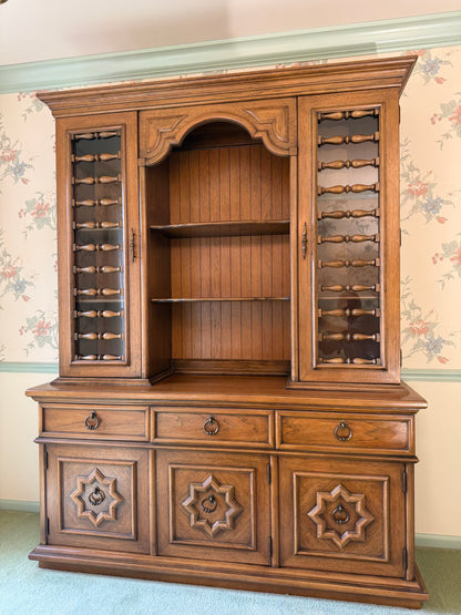 MCM Thomasville China Cabinet